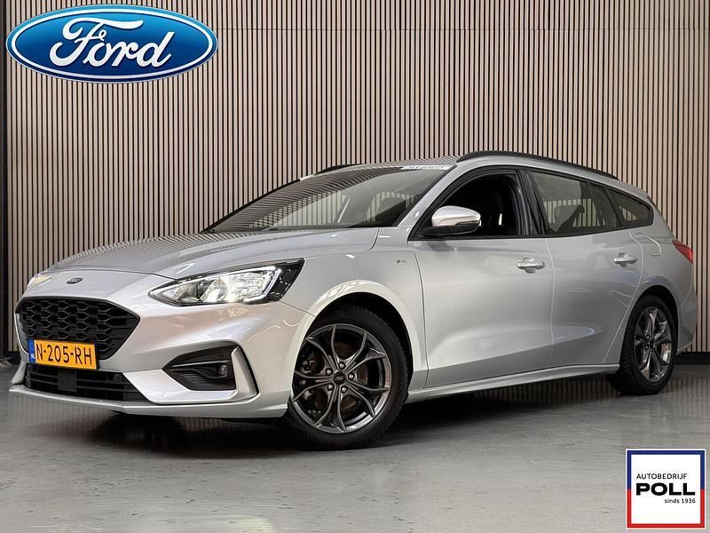 Grijs Gebruikt 2021 Ford Focus ST-Line Stationwagen | € 18.900 (Eerlijke prijs) - Afbeelding 1/4