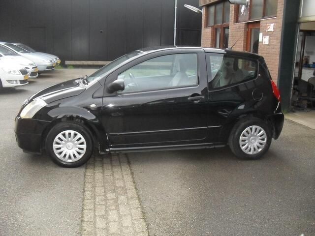 Zwart Gebruikt 2005 Citroën C2 Prestige Hatchback | € 2.650 (Duur) - Afbeelding 1/4