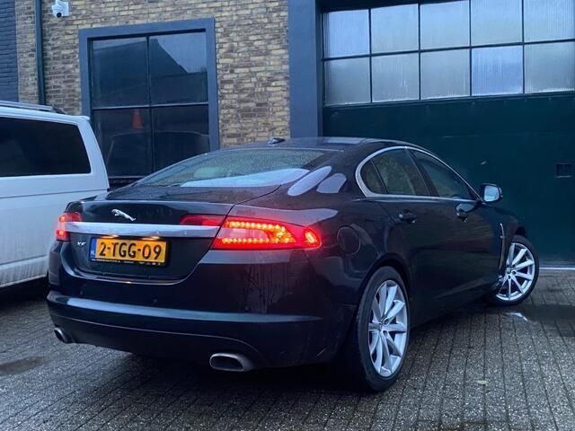Occasion Jaguar XF Luxury 211 PK (155 kW) 2010 Groen Sedan