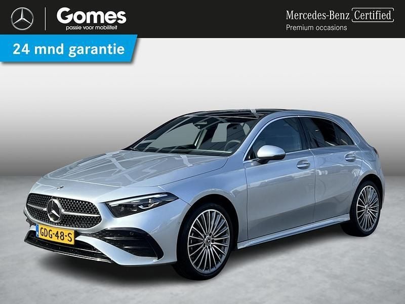 Zilver Nieuw 2024 Mercedes A250 AMG line Hatchback | € 43.950 (Super prijs) - Afbeelding 1/4