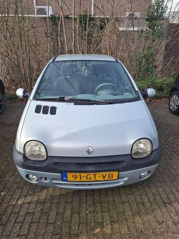 Occasion Renault Twingo 58 PK (42 kW) 2001 Grijs Hatchback