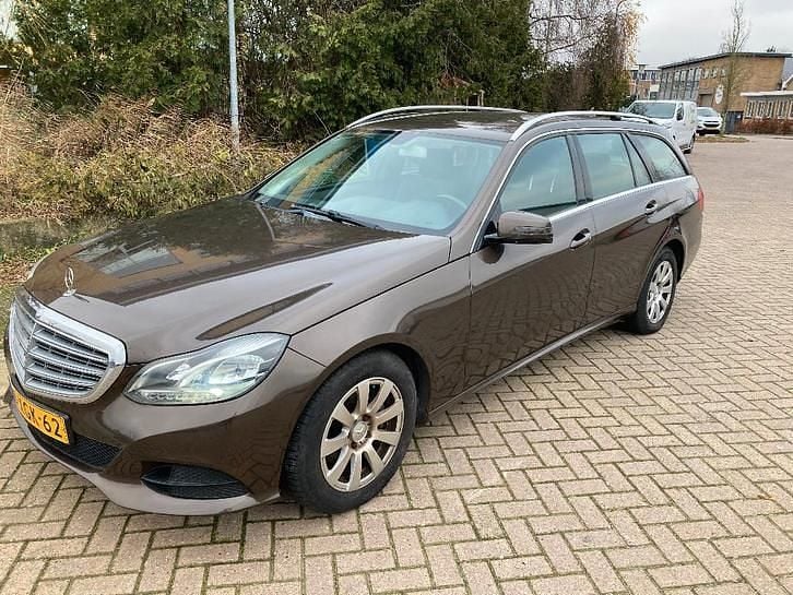 Occasion 2014 Mercedes E200 Stationwagen | € 5.250 - Afbeelding 1/4