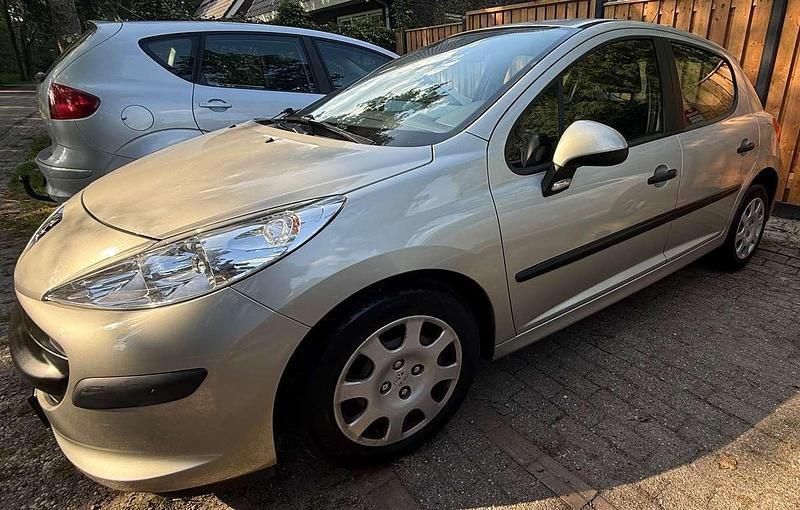 Gebruikt 2007 Peugeot 207 Hatchback | € 2.100 (Eerlijke prijs) - Afbeelding 1/4