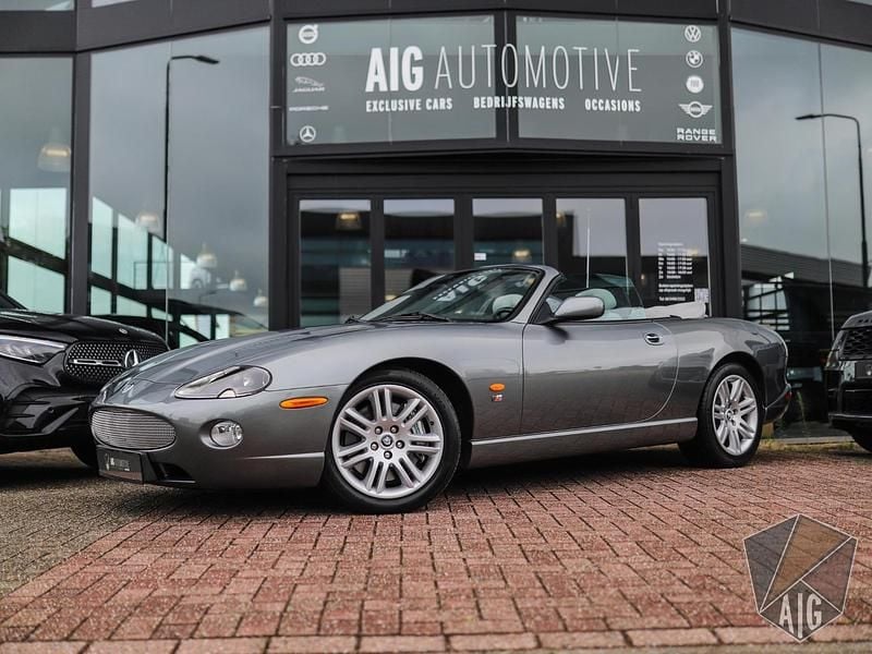 Grijs Gebruikt 2004 Jaguar XKR Cabriolet | € 31.950 - Afbeelding 1/4