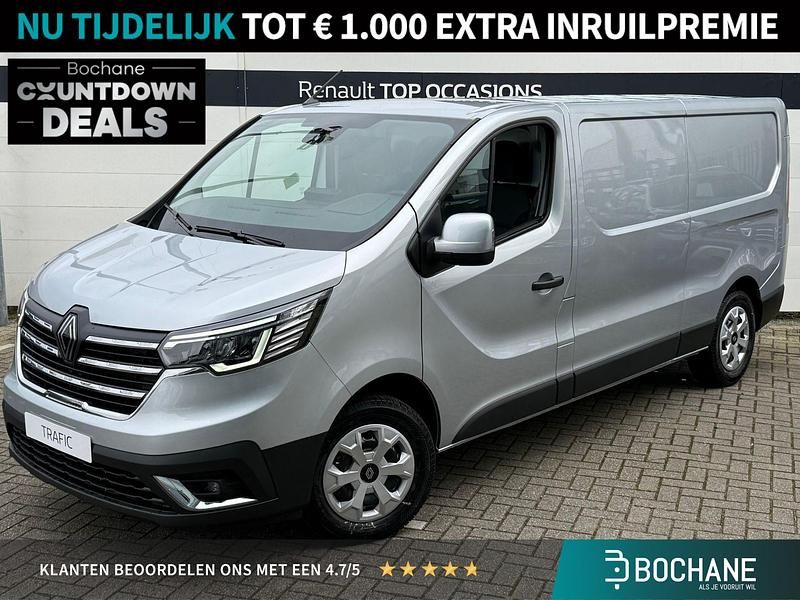 Zilver Gebruikt 2024 Renault Trafic Van | € 29.557 (Duur) - Afbeelding 1/4