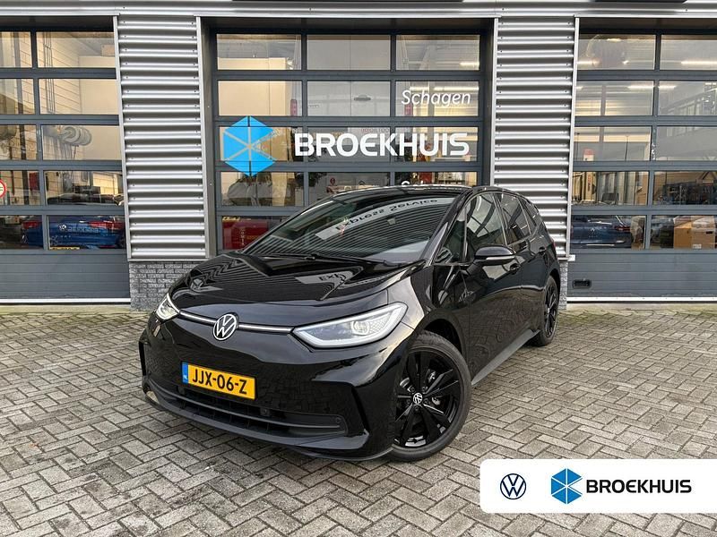 Zwart Gebruikt 2025 VW ID.3 Pro Hatchback | € 35.650 (Duur) - Afbeelding 1/4