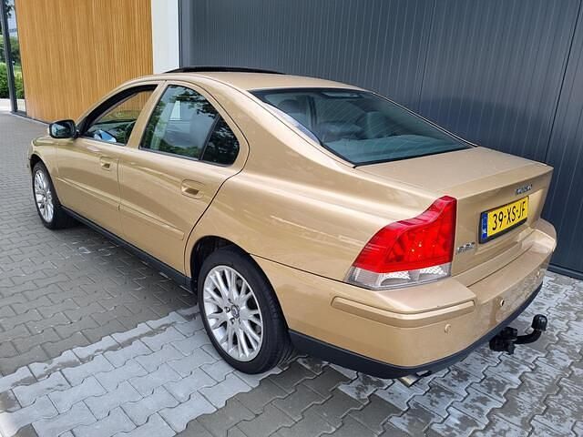 Occasion Volvo S60 140 PK (102 kW) 2007 Geel Sedan