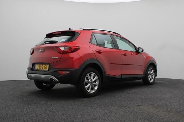 Occasion Kia Stonic 101 PK (74 kW) 2021 Rood SUV