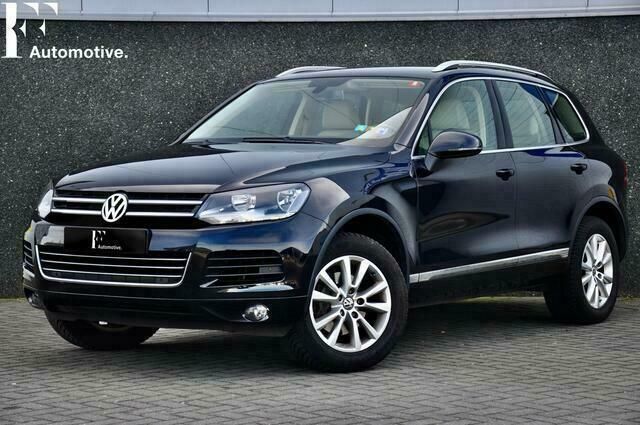 Zwart Gebruikt 2014 VW Touareg SUV | € 28.295 (Iets duurder) - Afbeelding 1/4