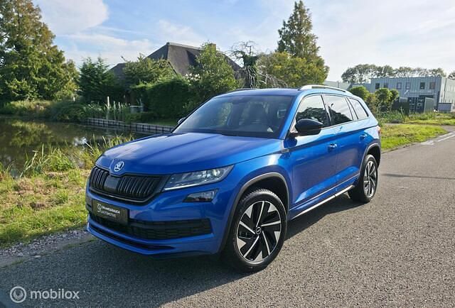 Blauw Gebruikt 2021 Skoda Kodiaq SportLine SUV | € 41.995 (Goede deal) - Afbeelding 1/4