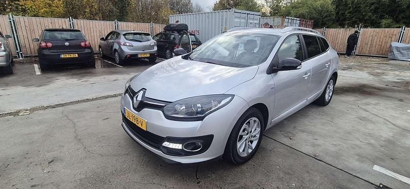 Gebruikt 2016 Renault Mégane GrandTour LIMITED Stationwagen | € 5.900 (Super prijs) - Afbeelding 1/4