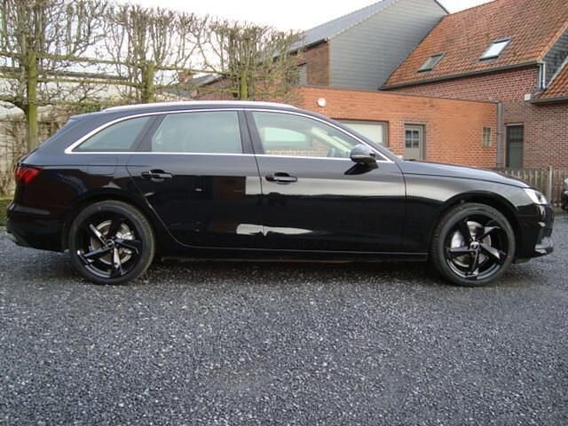 Occasion Audi A4 Basis 136 PK (100 kW) 2021 Zwart Stationwagen