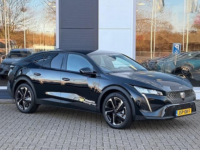 Nieuw Peugeot 408 Allure 2025 Zwart (metallic) Hatchback