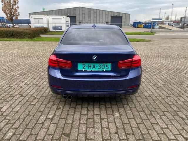 Occasion BMW 330 252 PK (185 kW) 2017 Blauw Sedan
