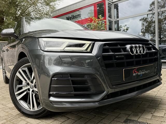 Grijs Gebruikt 2017 Audi Q5 Sport SUV | € 31.950 (Iets duurder) - Afbeelding 1/4