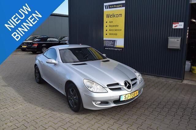 Grijs Gebruikt 2004 Mercedes SLK200 Cabriolet | € 5.450 (Super prijs) - Afbeelding 1/4