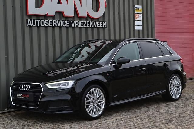 Zwart Occasion 2017 Audi A3 Sportback S-Line Hatchback | € 14.950 (Eerlijke prijs) - Afbeelding 1/4