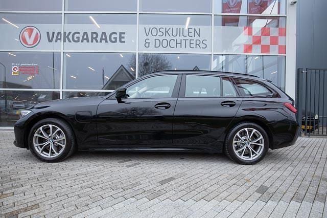 Occasion BMW 330 Sport Line 291 PK (214 kW) 2021 Zwart Stationwagen