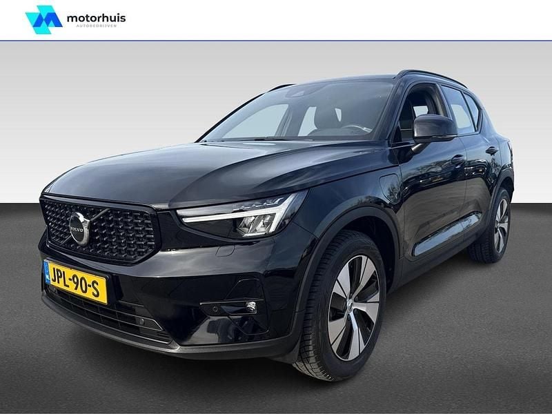 Zwart Occasion 2022 Volvo XC40 Plus SUV | € 33.445 (Eerlijke prijs) - Afbeelding 1/4