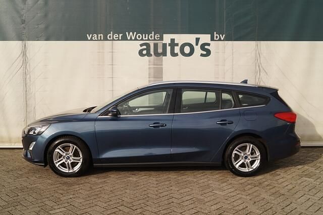 Blauw Gebruikt 2021 Ford Focus Business Edition Stationwagen | € 13.900 (Goede deal) - Afbeelding 1/4