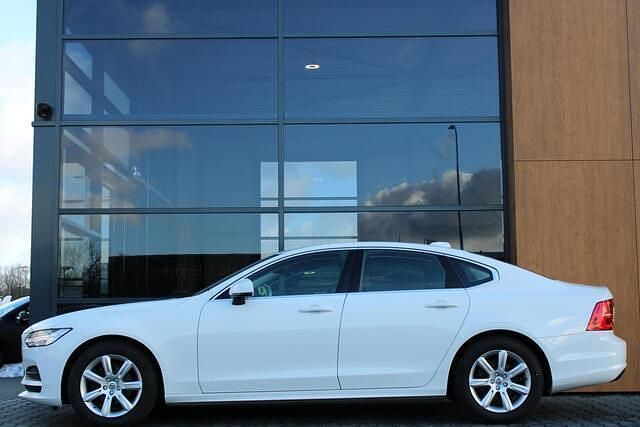 Occasion Volvo S90 Momentum 150 PK (110 kW) 2019 Wit Sedan