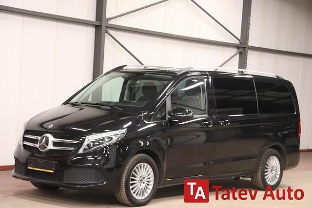 Zwart Occasion 2021 Mercedes V300 MPV | € 48.279 (Eerlijke prijs) - Afbeelding 1/4
