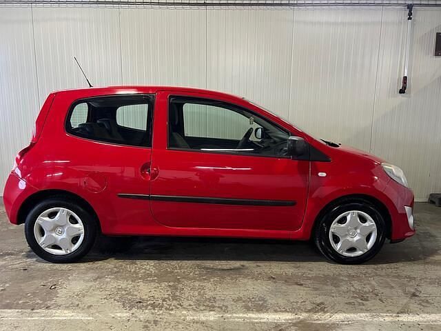 Occasion Renault Twingo Authentique 76 PK (55 kW) 2010 Rood Hatchback