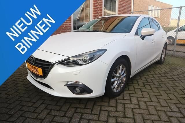 Wit Occasion 2014 Mazda 3 Hatchback | € 9.950 (Goede deal) - Afbeelding 1/1