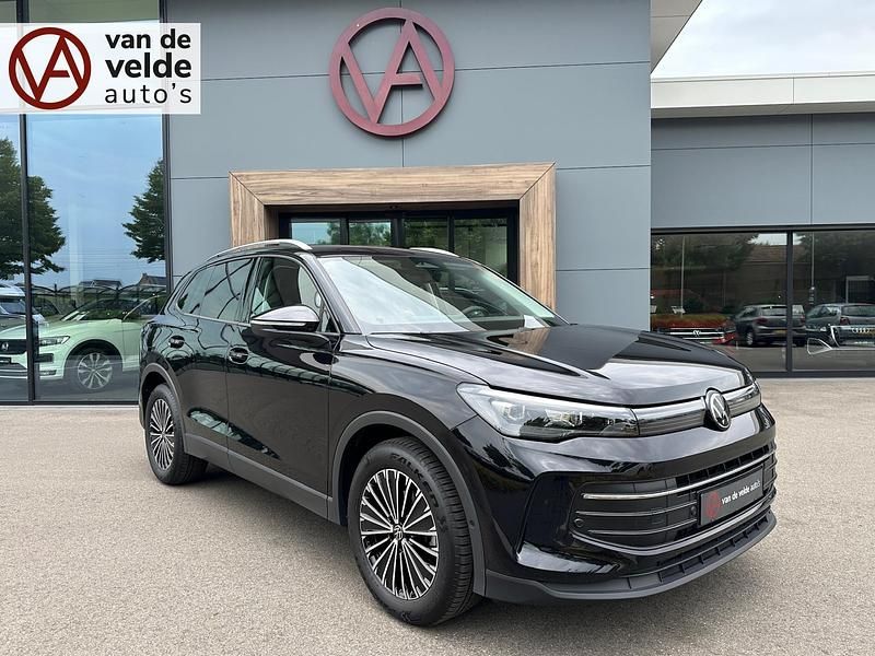 Suv Gebruikt 2024 VW Tiguan Life SUV | € 39.945 (Super prijs) - Afbeelding 1/4
