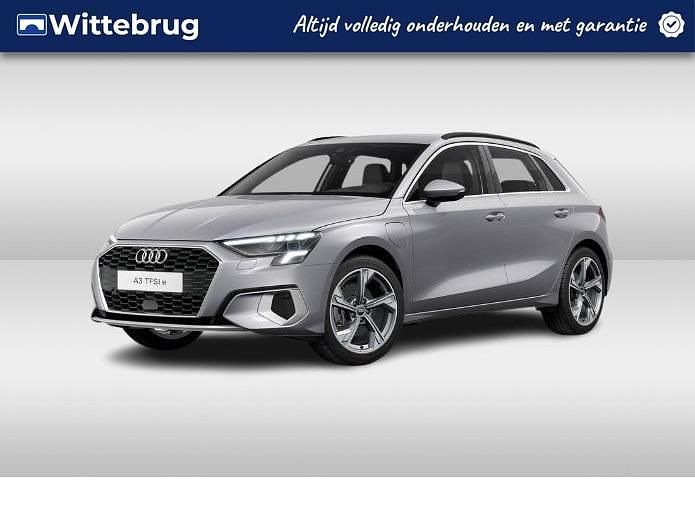 Zilver Gebruikt 2023 Audi A3 Advanced Hatchback | € 28.950 (Eerlijke prijs) - Afbeelding 1/2