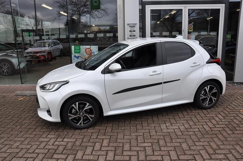 Occasion Toyota Yaris Hybrid 2024 Wit Hatchback