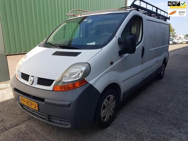 Wit Gebruikt 2002 Renault Trafic Van | € 2.399 (Goede deal) - Afbeelding 1/4