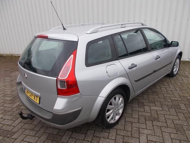 Occasion Renault Mégane GrandTour 135 PK (99 kW) 2006 Zilver Stationwagen