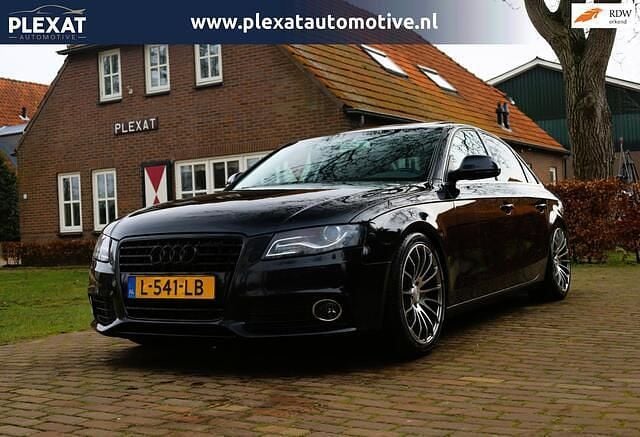 Zwart Occasion 2012 Audi A4 Proline Sedan | € 12.845 (Eerlijke prijs) - Afbeelding 1/4
