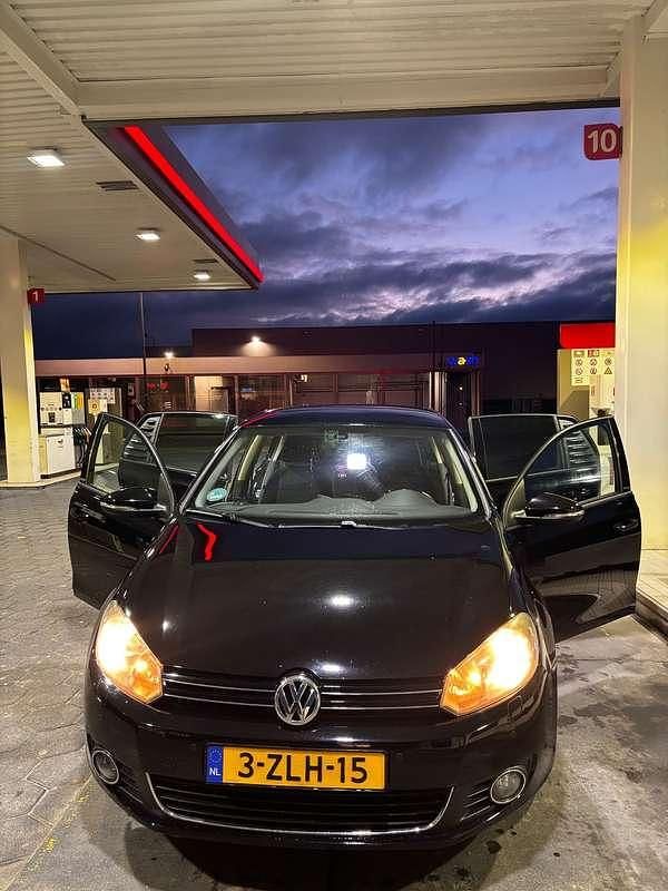 Zwart Gebruikt 2012 VW Golf VII Highline Stationwagen | € 7.350 (Eerlijke prijs) - Afbeelding 1/4