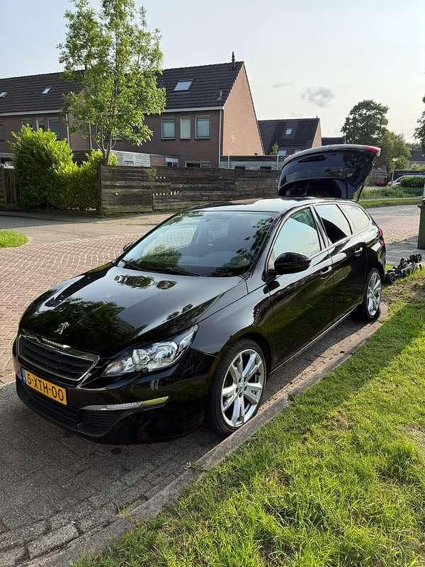 Zwart Occasion 2014 Peugeot 308 MPV | € 6.000 (Duur) - Afbeelding 1/4