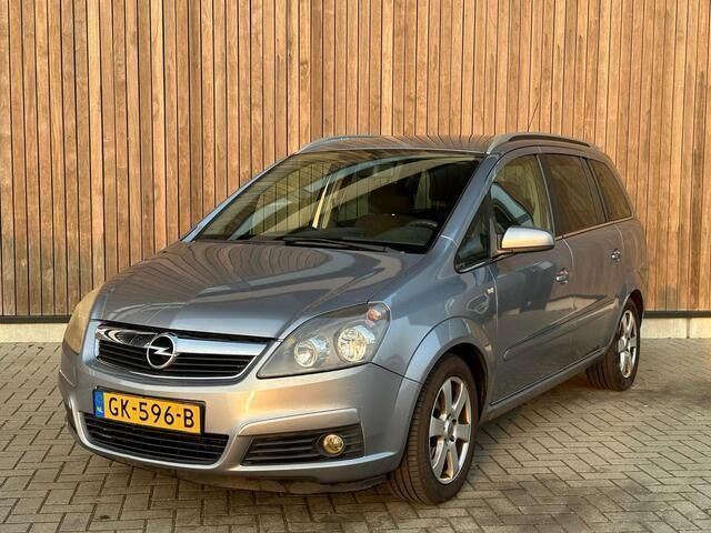 Grijs Gebruikt 2006 Opel Zafira MPV | € 999 (Goede deal) - Afbeelding 1/4