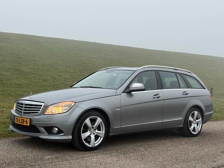 Occasion 2008 Mercedes C320 | € 3.395 (Iets duurder) - Afbeelding 1/4
