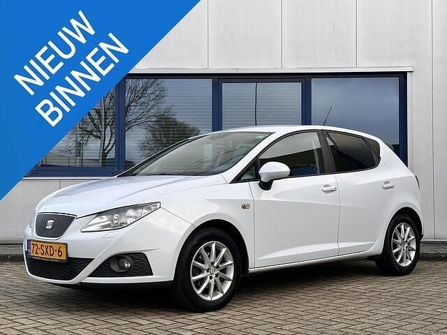 Wit Occasion 2012 Seat Ibiza Copa Hatchback | € 2.950 (Super prijs) - Afbeelding 1/4