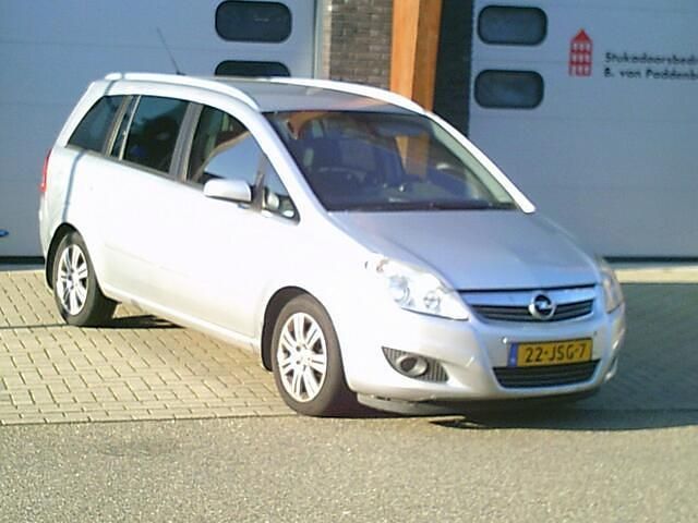 Occasion Opel Zafira Cosmo 140 PK (102 kW) 2009 Grijs MPV