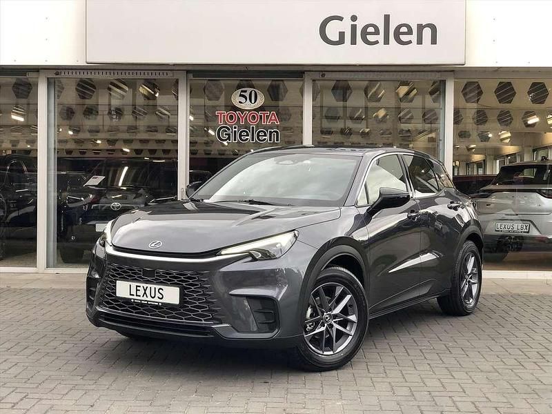 Nieuw Lexus LBX 136 PK (100 kW) 2025 Grijs SUV