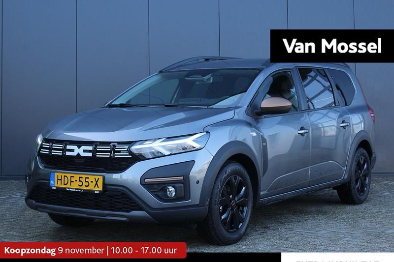 Grijs, metallic lak Gebruikt 2025 Dacia Jogger Extreme MPV | € 27.430 (Duur) - Afbeelding 1/4