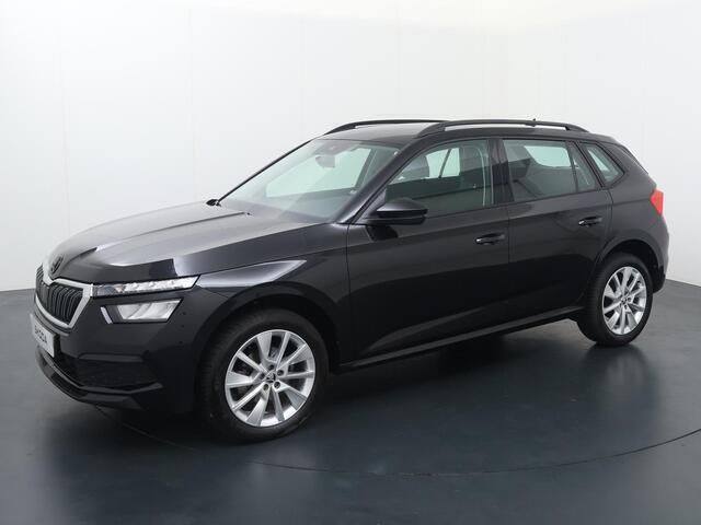 Zwart, metallic lak Gebruikt 2021 Skoda Kamiq Ambition SUV | € 23.840 (Eerlijke prijs) - Afbeelding 1/4