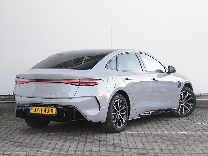 Nieuw BYD Seal 11 kW (15 PK) 2026 Grijs Sedan