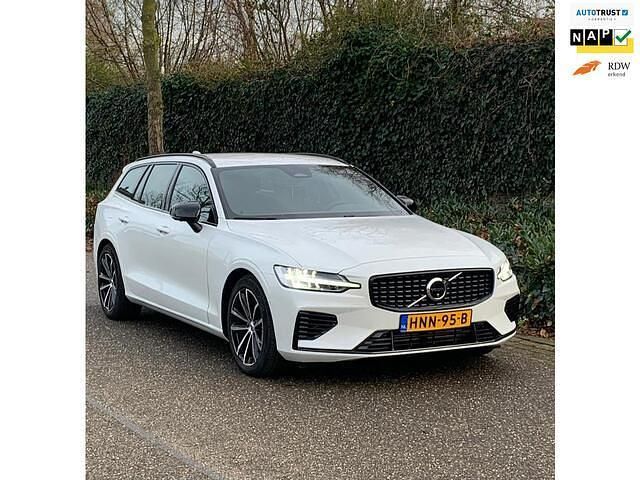 Wit Occasion 2025 Volvo V60 Plus Stationwagen | € 42.950 (Goede deal) - Afbeelding 1/4