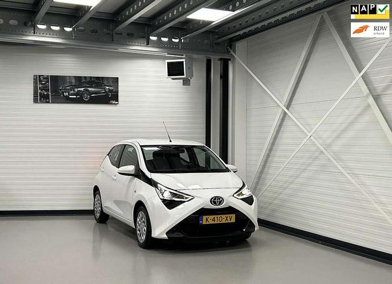 Occasion Toyota Aygo X-play 72 PK (52 kW) 2021 Wit Hatchback