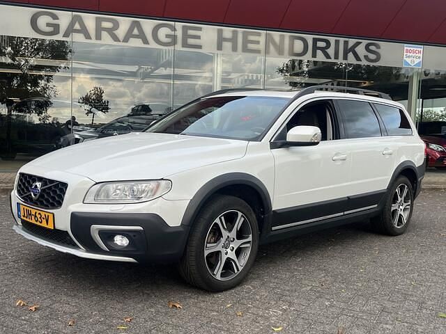 Wit Gebruikt 2014 Volvo XC70 Summum Stationwagen | € 23.945 (Iets duurder) - Afbeelding 1/4