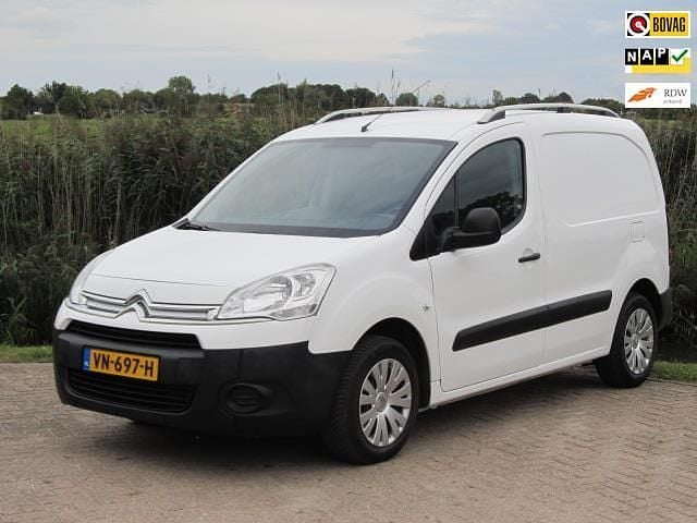 Wit Gebruikt 2015 Citroën Berlingo Comfort MPV | € 5.000 (Eerlijke prijs) - Afbeelding 1/4