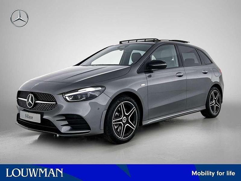Grijs Nieuw 2025 Mercedes B250e Business MPV | € 53.088 (Iets duurder) - Afbeelding 1/4