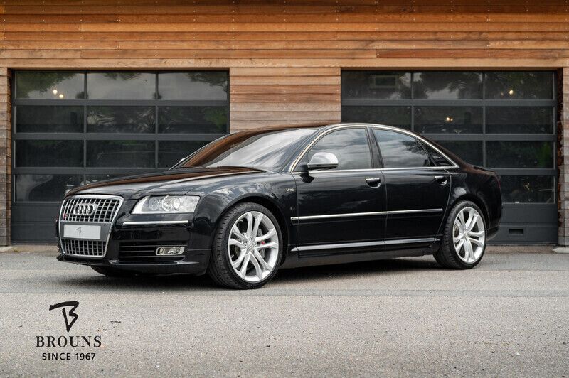 Zwart Gebruikt 2007 Audi S8 Advanced Plus Sedan | € 29.950 - Afbeelding 1/4